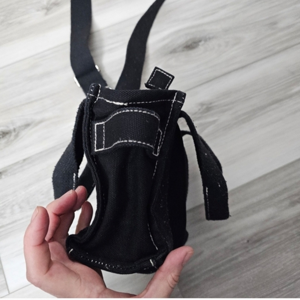 BDG Black Canvas Crossbody Tote Bag with Contrast Stitching - Picture 7 of 10